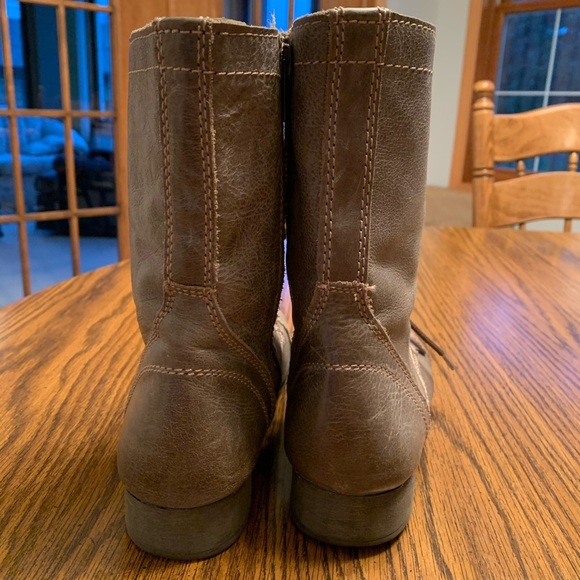 STEVE Madden Boots, size 8-8.5 - Picture 9 of 15